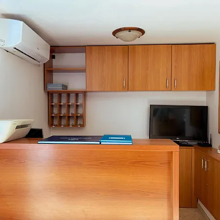 Boutique Moonstar Aparthotel *