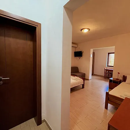Boutique Moonstar Aparthotel