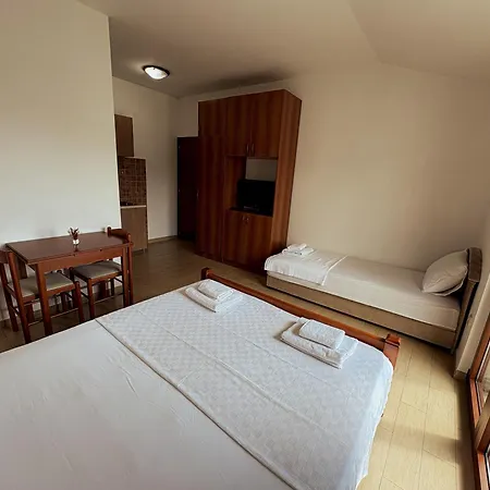 Boutique Moonstar Aparthotel Budva