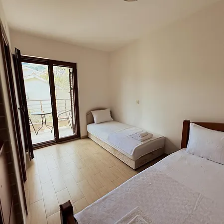 Aparthotel Boutique Moonstar Budva